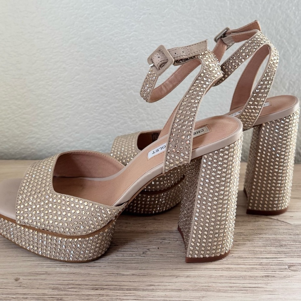 Chelsea & Violet Gold Rhinestone Heels. Size 8.5 - Picture 5 of 8